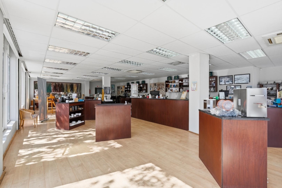 Commercial Property for Sale in Gardens Western Cape